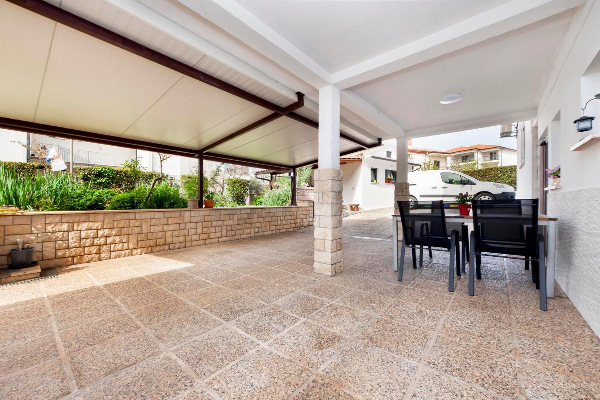 Apartments And Room Silvana Rovinj Extérieur photo