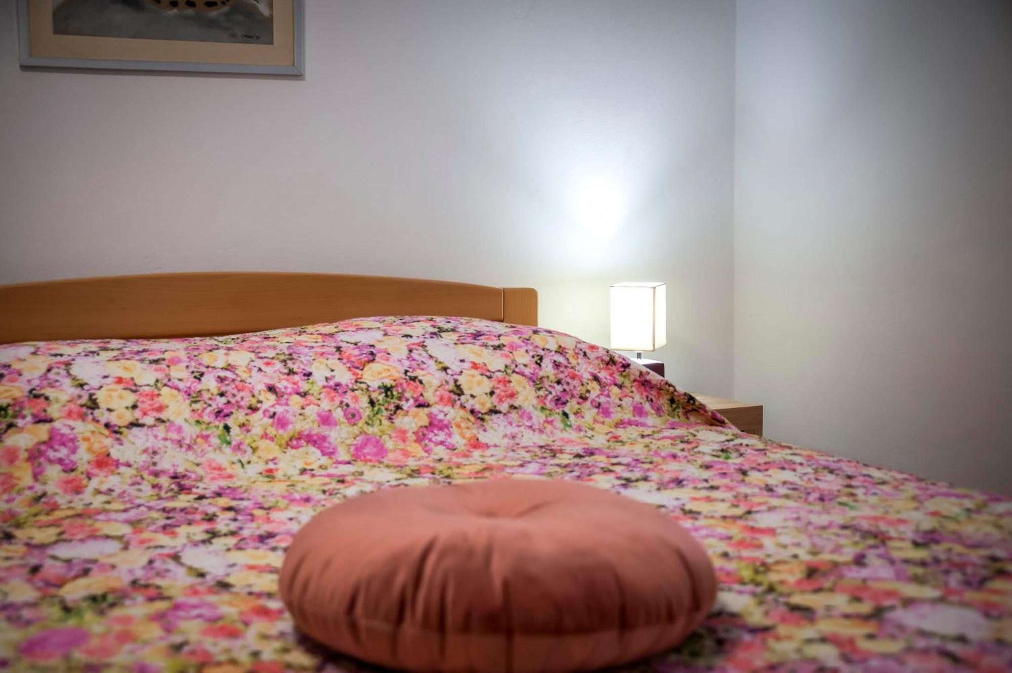 Apartments And Room Silvana Rovinj Extérieur photo