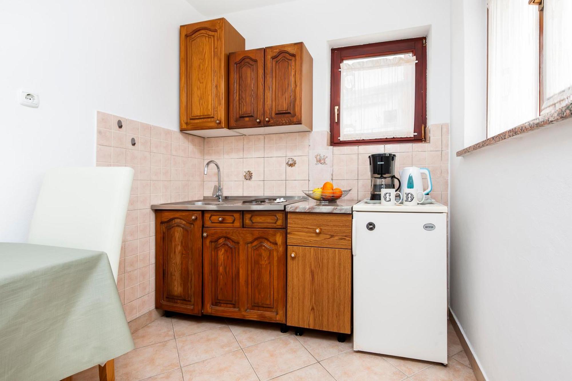 Apartments And Room Silvana Rovinj Extérieur photo